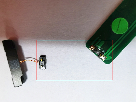 Moslashtirilgan Pogo Pin ulagichi